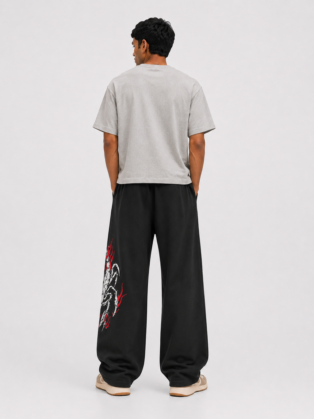 Scorpion Flame Baggy Sweatpants – Black