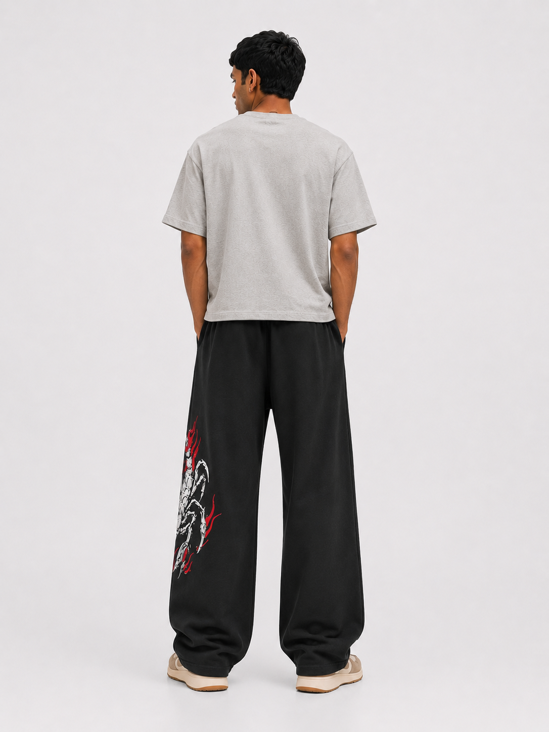 Scorpion Flame Baggy Sweatpants – Black